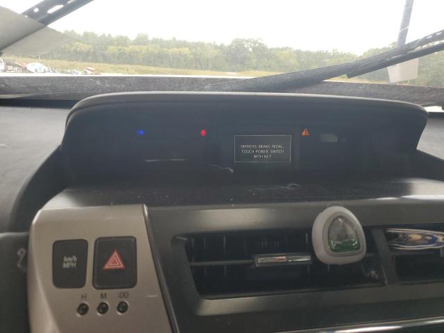 Photo 9 from auction – 2015 TOYOTA PRIUS V with VIN JTDZN3EU8FJ028671