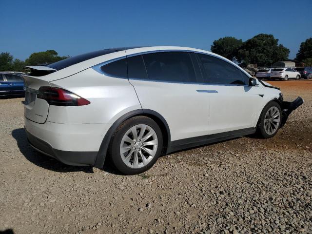 Photo 3 from auction – 2020 TESLA MODEL X with VIN 5YJXCAE29LF218059