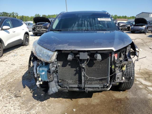 Photo 5 from auction – 2016 TOYOTA HIGHLANDER with VIN 5TDDKRFH1GS324546