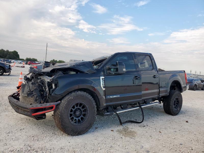 FORD F250 SUPER 2017 with VIN 1FT7W2BT6HED77074 - Photo from auction