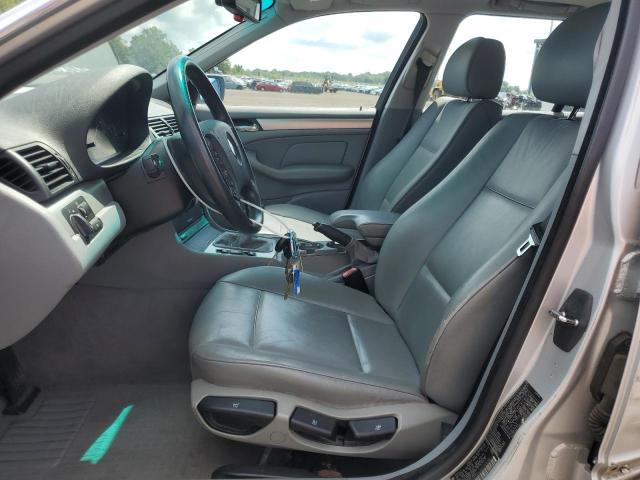 Photo 7 from auction – 2003 BMW 325 IT with VIN WBAEN334X3EZ15448