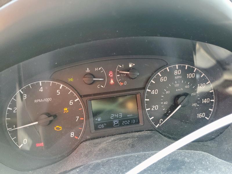 Photo 9 from auction – 2016 NISSAN SENTRA S with VIN 3N1AB7AP3GY270913