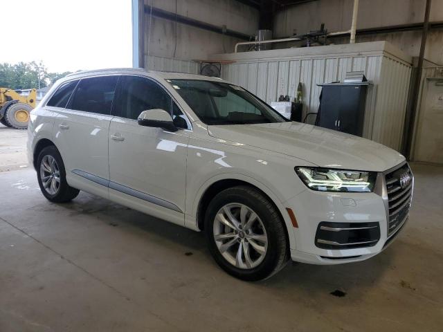 Photo 4 from auction – 2019 AUDI Q7 PREMIUM with VIN WA1LAAF77KD043809