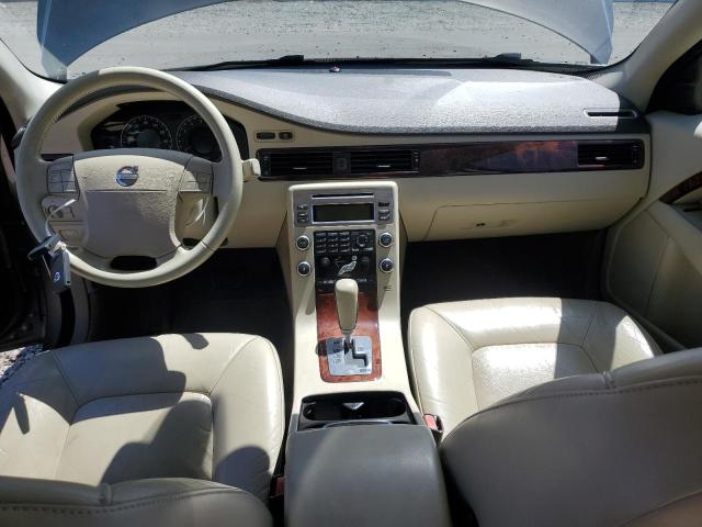 Photo 8 from auction – 2008 VOLVO V70 3.2 with VIN YV1BW982381020731