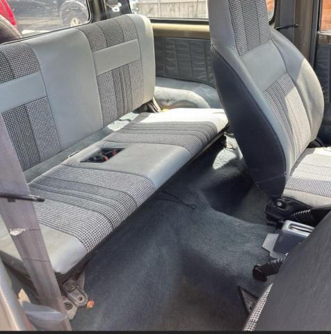 Photo 6 from auction – 1991 GEO TRACKER with VIN 2CNBJ18U4M6918751