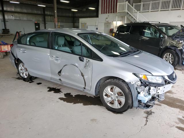 Photo 4 from auction – 2015 HONDA CIVIC LX with VIN 19XFB2F57FE117819