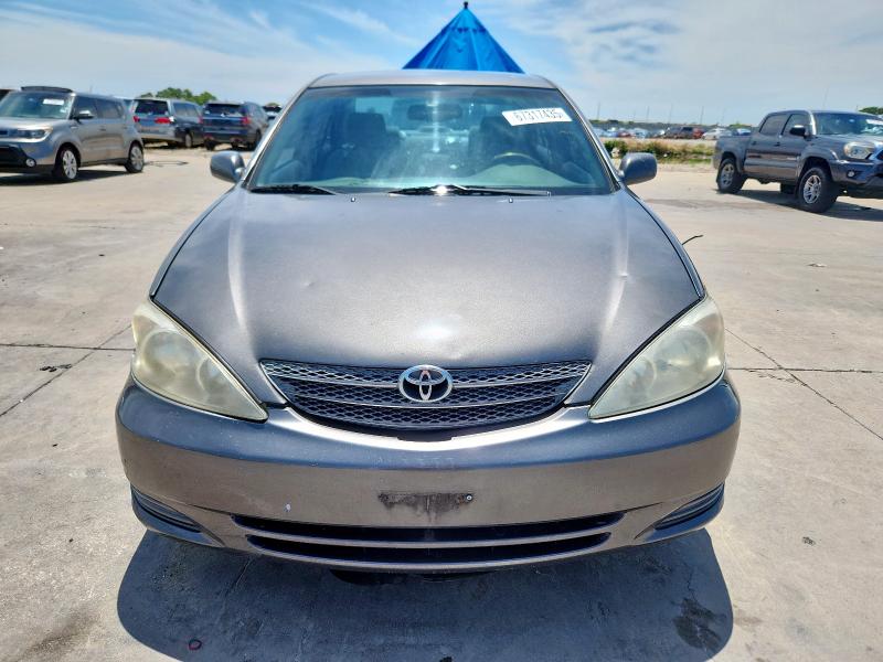 Photo 5 from auction – 2002 TOYOTA CAMRY LE with VIN 4T1BE32K92U571827