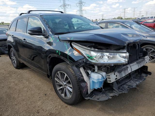 Photo 4 from auction – 2017 TOYOTA HIGHLANDER with VIN 5TDJZRFH6HS420950