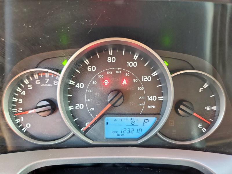 Photo 9 from auction – 2016 TOYOTA RAV4 LE with VIN JTMZFREV3GJ075987