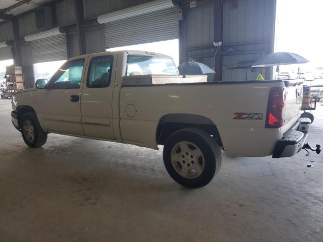 Фото 2 с аукциона – 2003 CHEVROLET SILVERADO с VIN 1GCEK19T03E252034