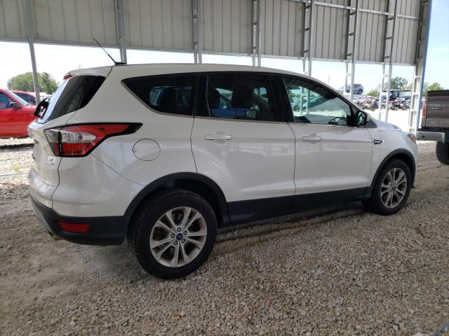 Photo 3 from auction – 2017 FORD ESCAPE SE with VIN 1FMCU0GD1HUC38529
