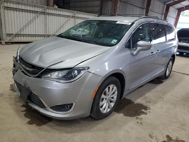 CHRYSLER PACIFICA T 2017 with VIN 2C4RC1BG3HR543908 - Photo from auction