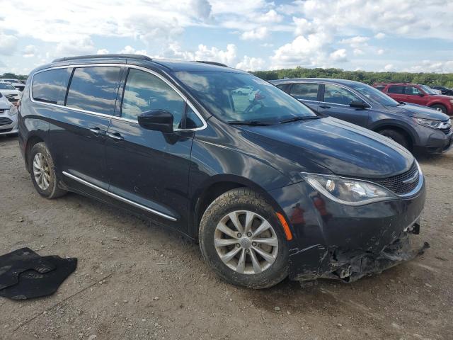 Photo 4 from auction – 2017 CHRYSLER PACIFICA TOURING L with VIN 2C4RC1BG3HR544069