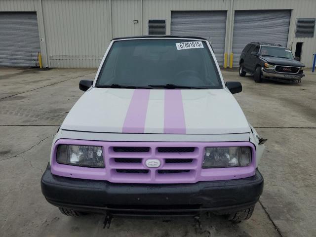 Photo 5 from auction – 1998 CHEVROLET TRACKER with VIN 2CNBJ1866W6915810