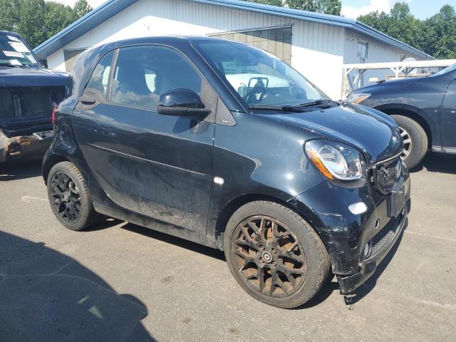 Photo 4 from auction – 2017 SMART FORTWO with VIN WMEFJ5DAXHK170925