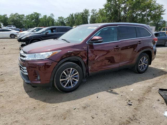 TOYOTA HIGHLANDER 2019 with VIN 5TDJZRFH8KS938985 - Photo from auction