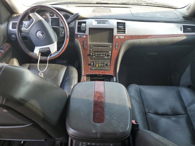 Photo 8 from auction – 2010 CADILLAC ESCALADE with VIN 1GYUKAEF7AR224288