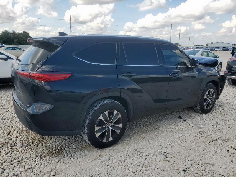 Photo 3 from auction – 2022 TOYOTA HIGHLANDER with VIN 5TDGZRAH8NS540990