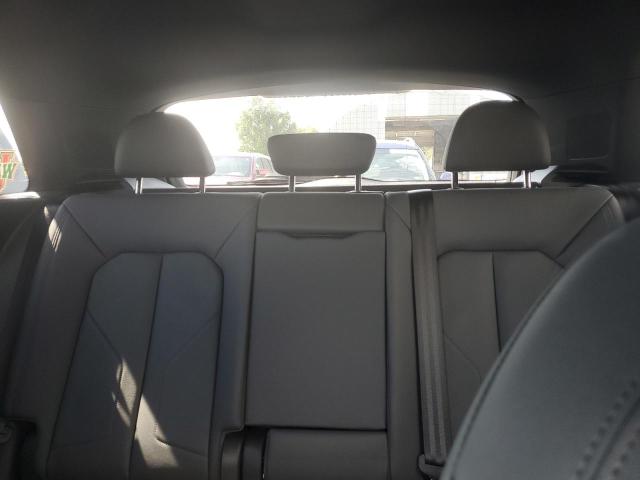 Photo 10 from auction – 2020 AUDI Q3 PREMIUM with VIN WA1BECF38L1058895