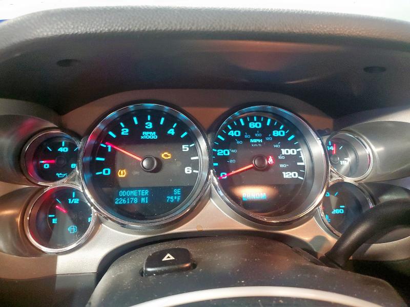 Photo 9 from auction – 2010 GMC SIERRA C15 with VIN 1GTSCVE08AZ290989