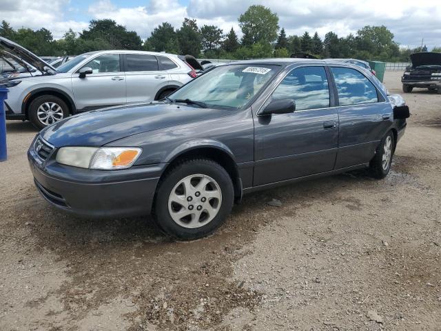 TOYOTA CAMRY LE 2000 with VIN 4T1BF22K4YU948385 - Photo from auction