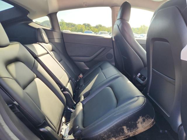 Photo 10 from auction – 2021 TESLA MODEL Y with VIN 5YJYGDEE4MF068593
