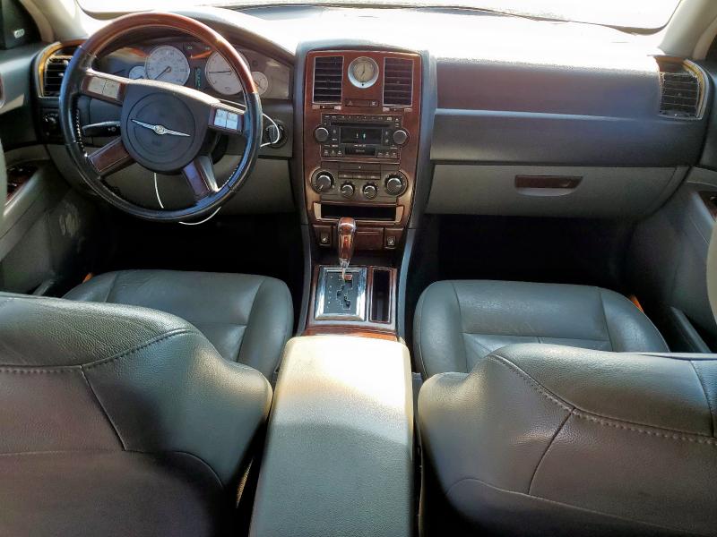 Photo 8 from auction – 2005 CHRYSLER 300 TOURIN with VIN 2C3JA53G45H552065