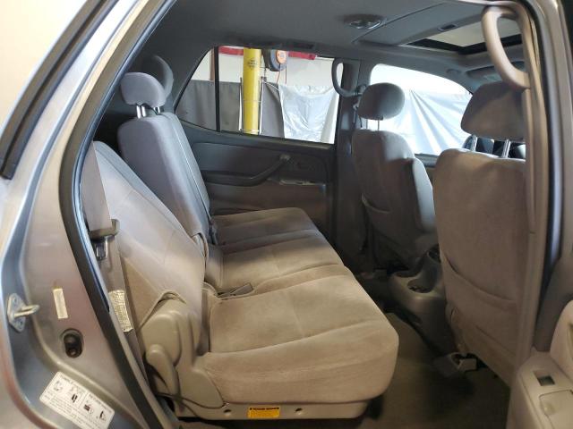 Photo 11 from auction – 2003 TOYOTA SEQUOIA SR with VIN 5TDZT34A63S199799