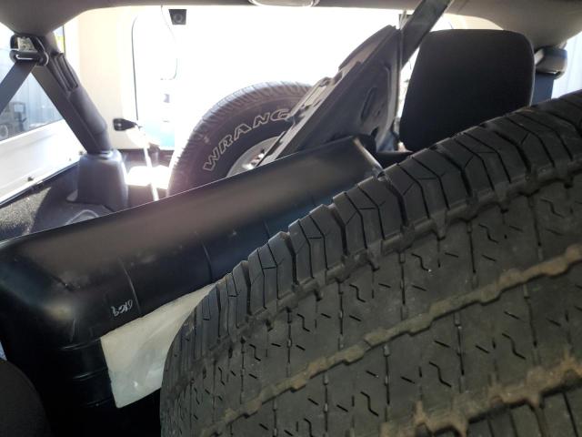 Photo 10 from auction – 2014 JEEP WRANGLER UNLIMITED SPORT with VIN 1C4BJWDG2EL232220