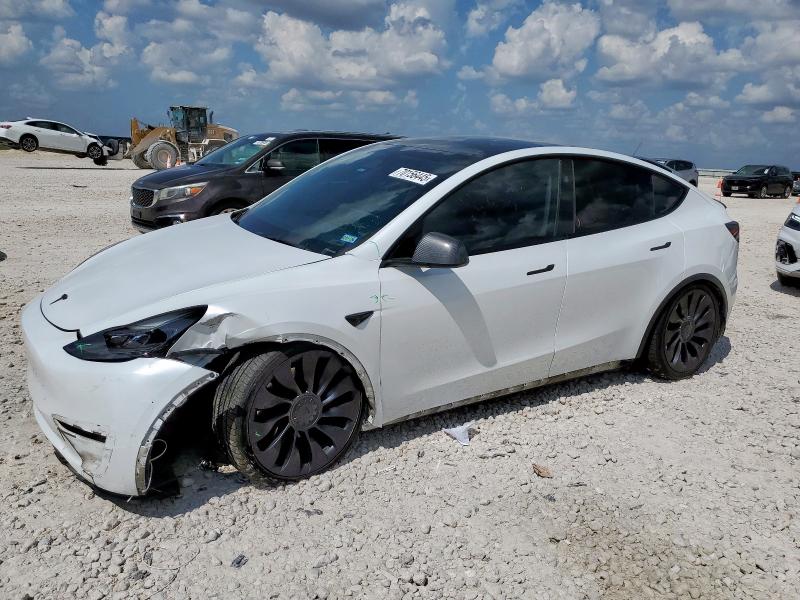 TESLA MODEL Y 2024 with VIN 7SAYGDEF6RA267029 - Photo from auction