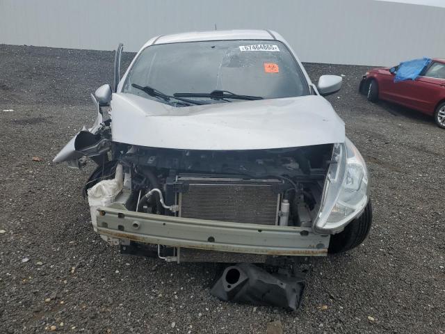 Photo 5 from auction – 2019 NISSAN VERSA S with VIN 3N1CN7AP1KL878936