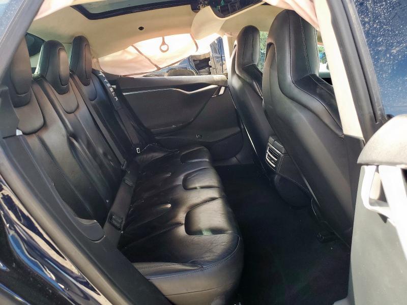 Photo 11 from auction – 2015 TESLA MODEL S P85D with VIN 5YJSA1H42FF083086
