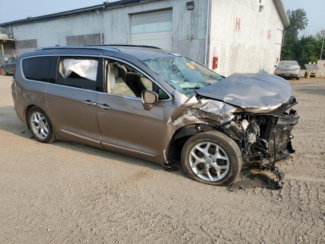 Photo 4 from auction – 2017 CHRYSLER PACIFICA T with VIN 2C4RC1EG7HR836710
