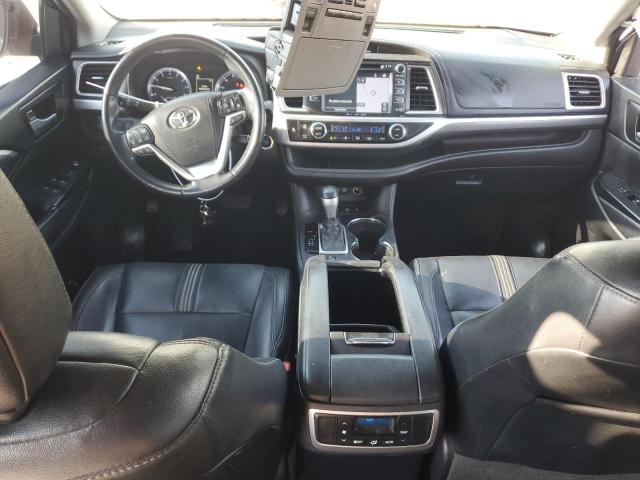 Photo 8 from auction – 2018 TOYOTA HIGHLANDER with VIN 5TDJZRFH6JS537465