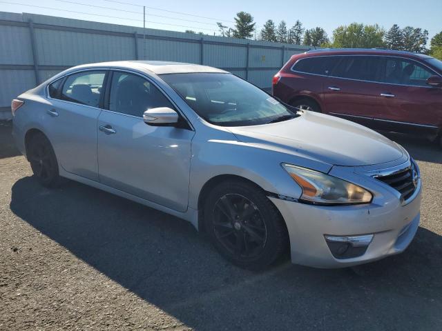 Photo 4 from auction – 2013 NISSAN ALTIMA 2.5 with VIN 1N4AL3AP5DN479653
