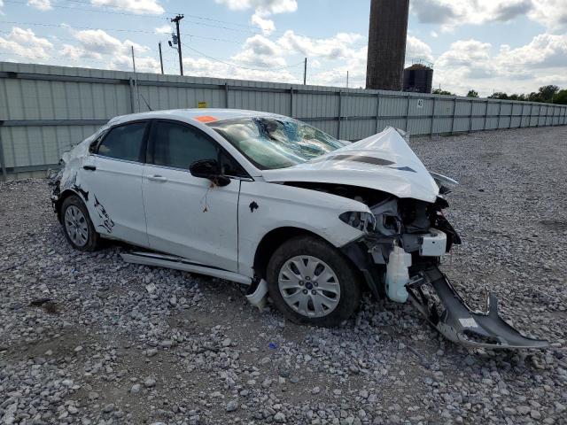 Photo 4 from auction – 2019 FORD FUSION S with VIN 3FA6P0G71KR102103