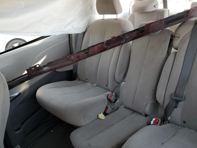 Photo 11 from auction – 2011 TOYOTA SIENNA LE with VIN 5TDKK3DC1BS159232