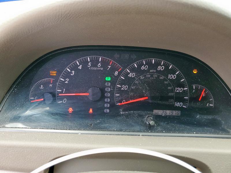 Photo 9 from auction – 2005 TOYOTA CAMRY LE with VIN 4T1BE32K45U570976