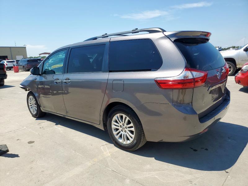 Photo 2 from auction – 2017 TOYOTA SIENNA XLE with VIN 5TDYZ3DC8HS772866