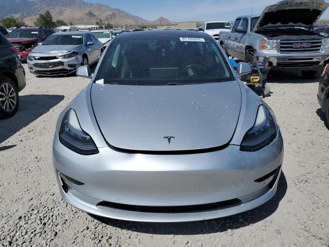 Photo 5 from auction – 2018 TESLA MODEL 3 with VIN 5YJ3E1EA1JF034800