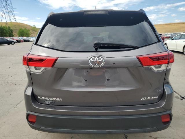 Photo 6 from auction – 2019 TOYOTA HIGHLANDER with VIN 5TDJZRFH1KS588227
