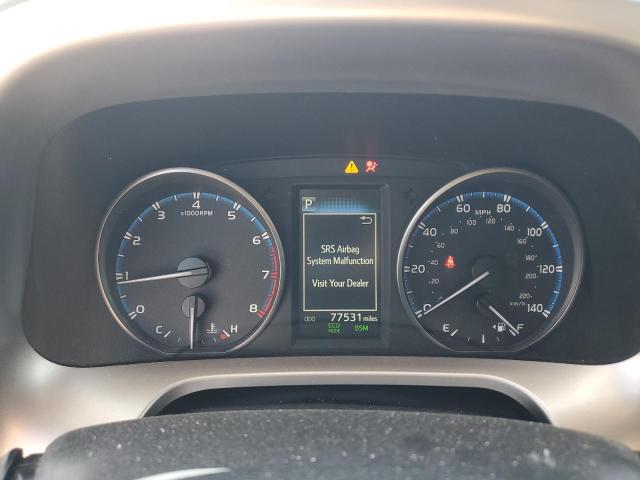 Photo 9 from auction – 2017 TOYOTA RAV4 XLE with VIN JTMRFREVXHJ159385