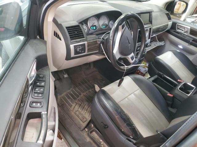 Photo 8 from auction – 2010 CHRYSLER TOWN & COU with VIN 2A4RR5DX0AR298844