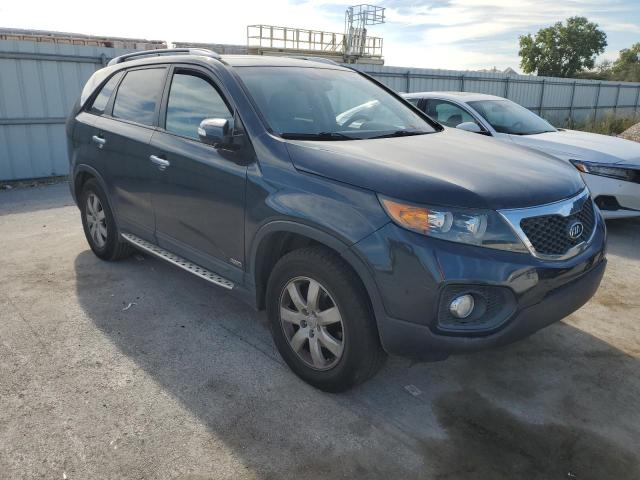 Photo 4 from auction – 2012 KIA SORENTO BASE with VIN 5XYKTCA65CG243788