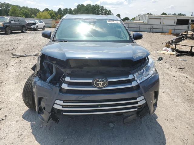 Photo 5 from auction – 2018 TOYOTA HIGHLANDER with VIN 5TDKZRFH9JS251498