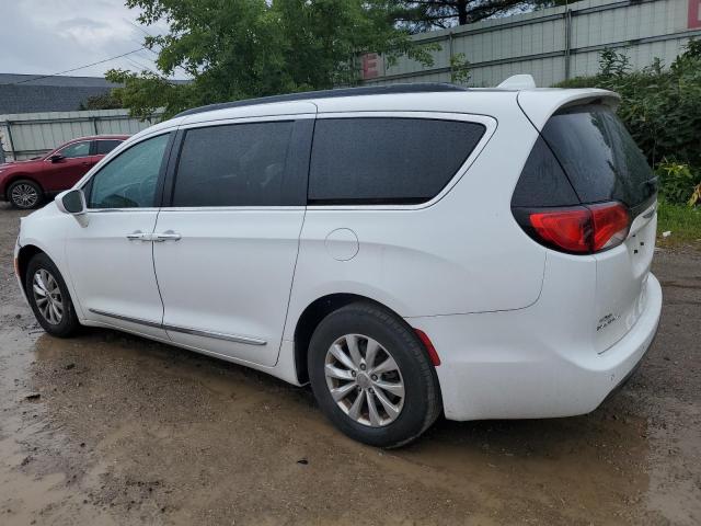 Photo 2 from auction – 2017 CHRYSLER PACIFICA T with VIN 2C4RC1BG1HR771566