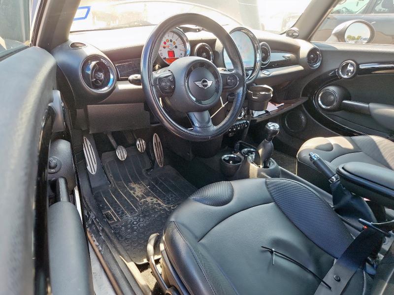 Photo 8 from auction – 2012 MINI COOPER S with VIN WMWSV3C55CTY26426