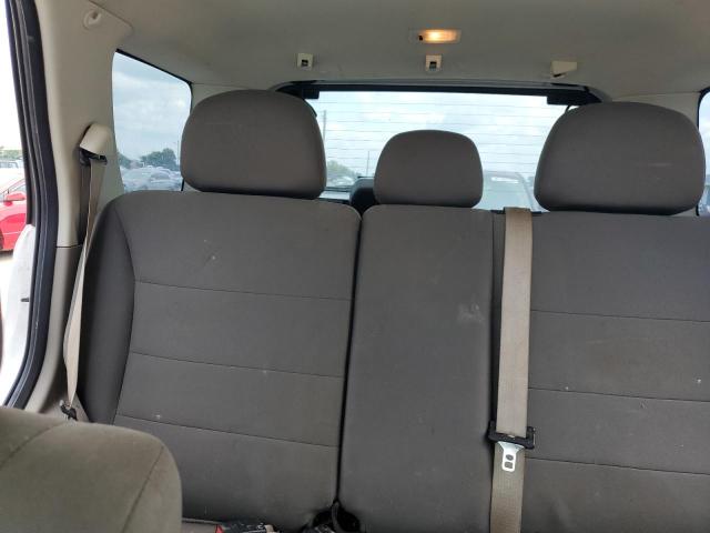 Photo 10 from auction – 2010 FORD ESCAPE XLS with VIN 1FMCU0C73AKC78614