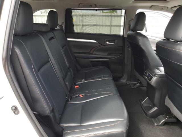 Photo 11 from auction – 2015 TOYOTA HIGHLANDER XLE with VIN 5TDJKRFH9FS142577