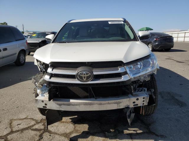 Фото 5 с аукциона – 2017 TOYOTA HIGHLANDER с VIN 5TDJZRFH3HS511531